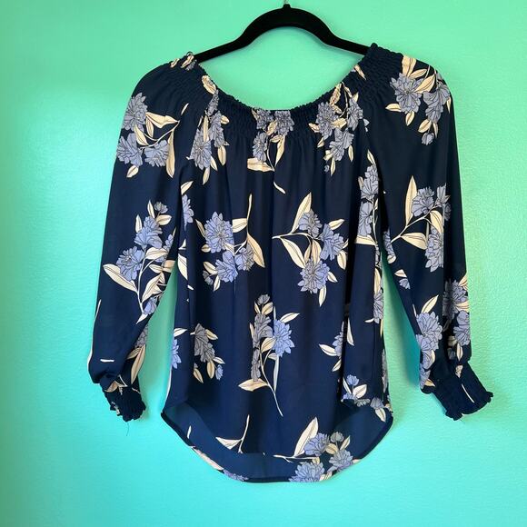 Express Womens Navy Cold Shoulder Shirt Top Floral Design - Picture 6 of 8